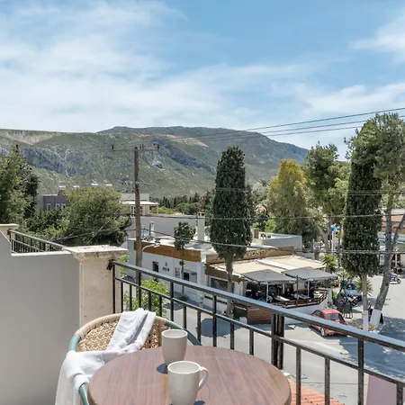 아파트 Ilias Voula