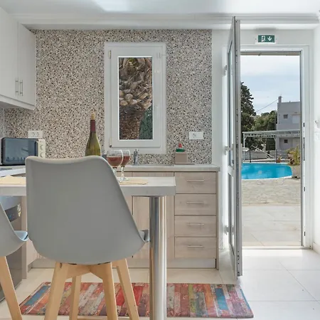 아파트 Ilias Voula