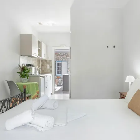 Ilias Voula Apartment *