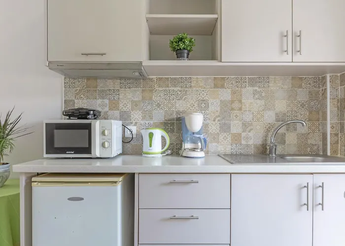 Apartament Ilias Voula *