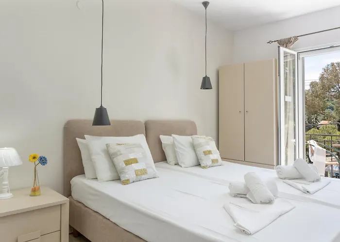 Ilias Voula Apartament *