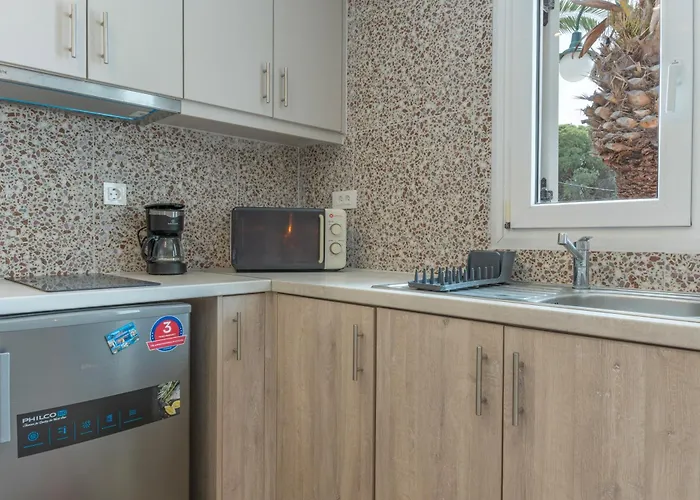 Apartament Ilias Voula *